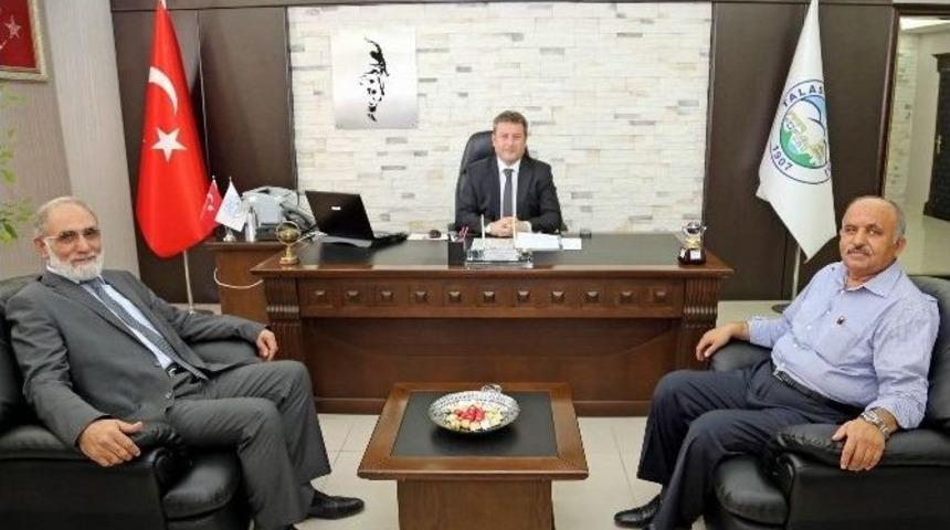 S&uuml;rekli A&ccedil;ık K&uuml;t&uuml;phane İ&ccedil;in Yer Tespit &Ccedil;alışması Başlatıldı