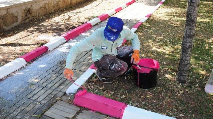 Hizan H&uuml;k&uuml;met Konağı &Ccedil;evresi Yenileniyor