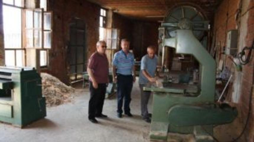 &Ccedil;aycuma &lsquo;da Kapalı Kalan Marangoz Faaliyete Ge&ccedil;ti