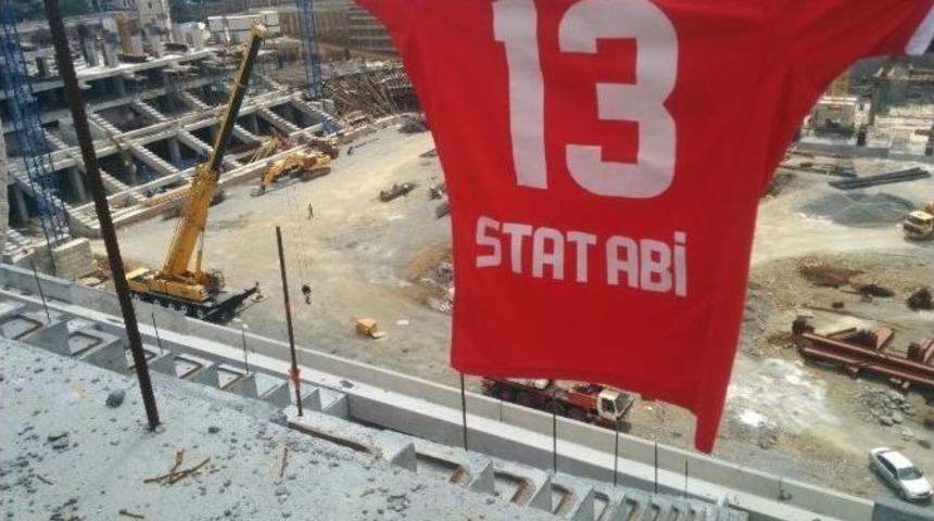 T&uuml;rkiye&rsquo;nin İlk Akıllı Stadyumu Vodafone Arena, Sosyal Medyada Yoğun İlgi G&ouml;r&uuml;yor