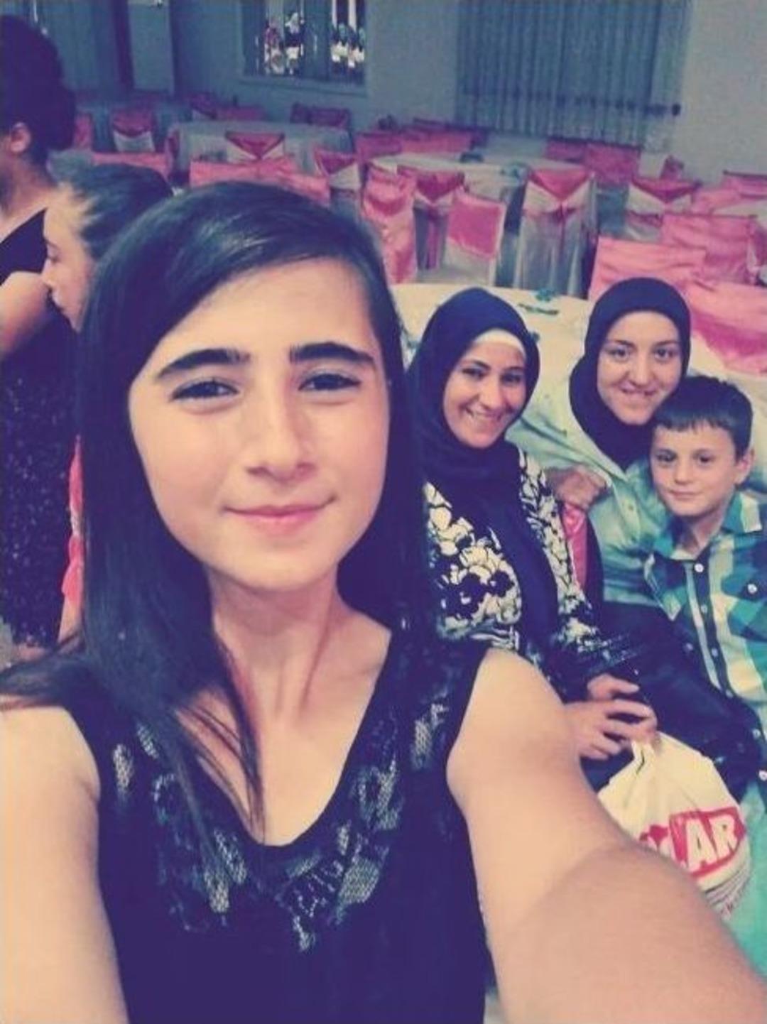 Liseli B&uuml;şra&rsquo;ya G&ouml;zyaşı