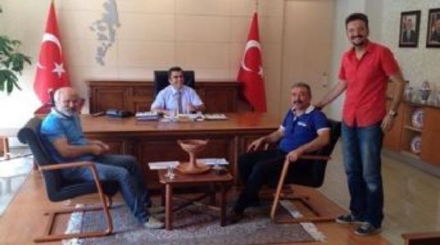 Sendikacılar Vali Orhan D&uuml;zg&uuml;n&rsquo;&uuml; Ziyaret Etti