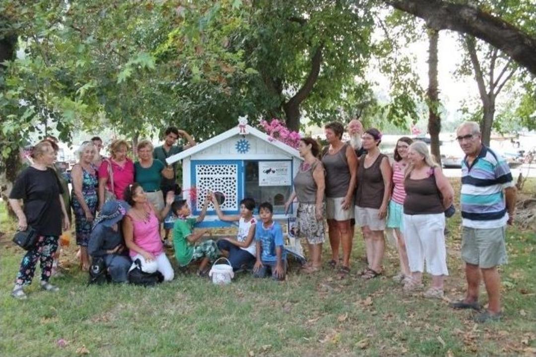 K&uuml;mesi Kedi Evine &Ccedil;evirip A&ccedil;ılışını Yaptılar