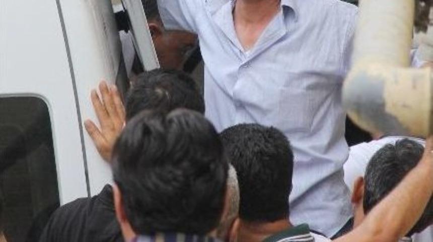 G&ouml;zaltına Alınan Polisler Adliyeye Sevk Edildi