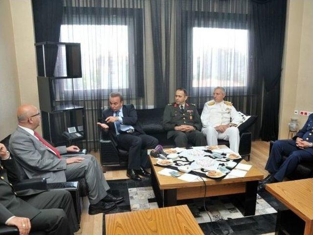 Başkan &Ccedil;oban&rsquo;a Askeri Erkan Ve Kent Protokol &Uuml;yelerinden Ziyaret 1