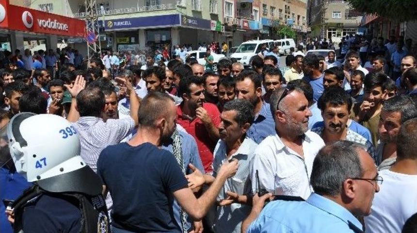 &Ccedil;ift&ccedil;ilerin Eylemi Derik Merkeze Sı&ccedil;radı