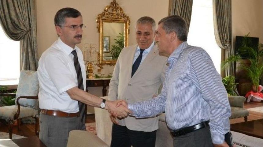 Salihli Ticaret Ve Sanayi Odası Vali Bektaş&rsquo;ı Ziyaret Etti
