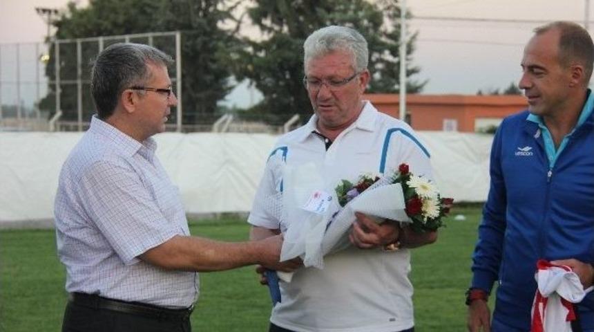 T&uuml;fad Bursa&rsquo;dan Balıkesirspor Teknik Heyetine Ziyaret