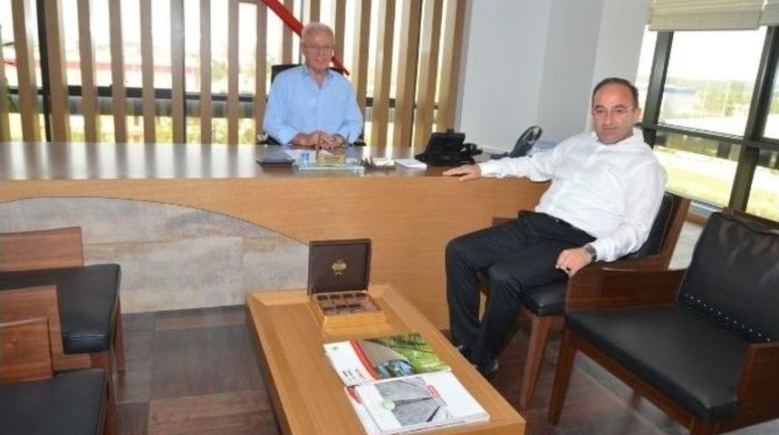 &Uuml;z&uuml;lmez &Ouml;zel Sekt&ouml;rle İstişarede