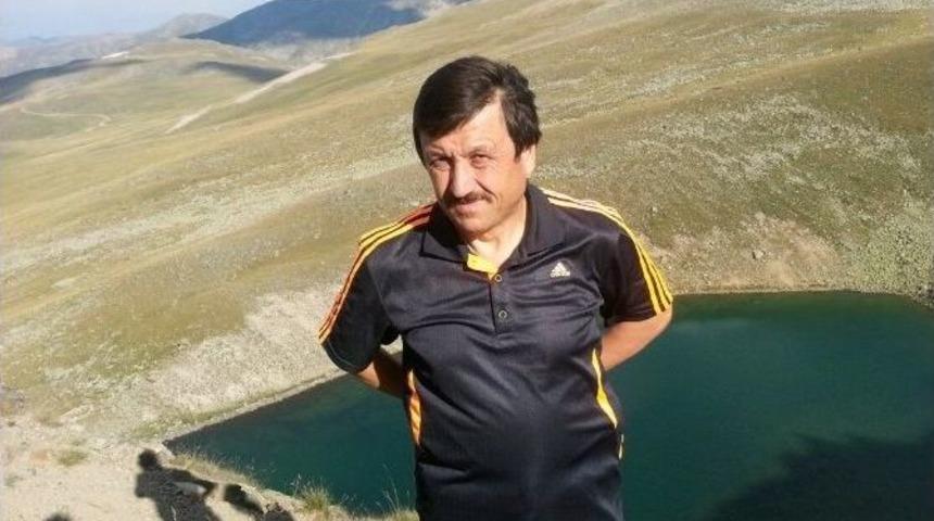 G&uuml;m&uuml;şhaneli 60 Yaşındaki Maratoncu 36. Avrasya Maratonu&rsquo;nda Koşacak