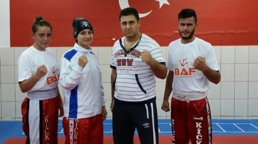 Derbentli Kick Boks&ccedil;ular D&uuml;nya Şampiyonasında Ter D&ouml;kecek