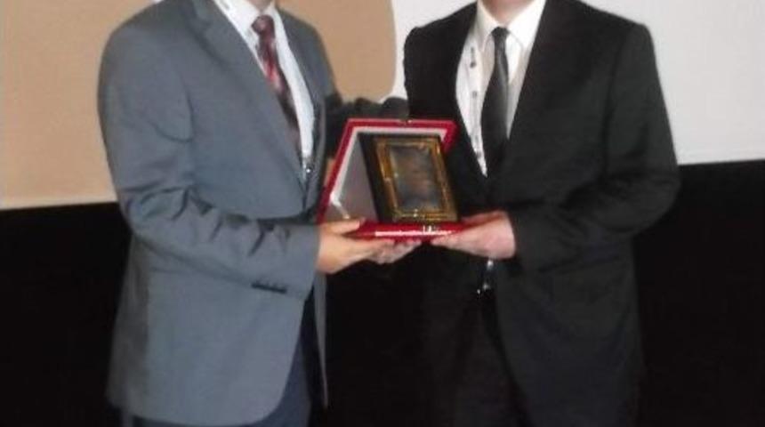 Acil Tıp &Ccedil;alışanlarının Sorunları Trabzon&rsquo;da Tartışıldı