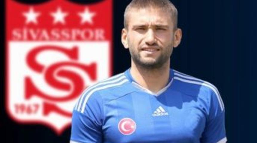 Sivasspor, Kaleci Ertuğrul Taşkıran&rsquo;ı Renklerine Bağladı
