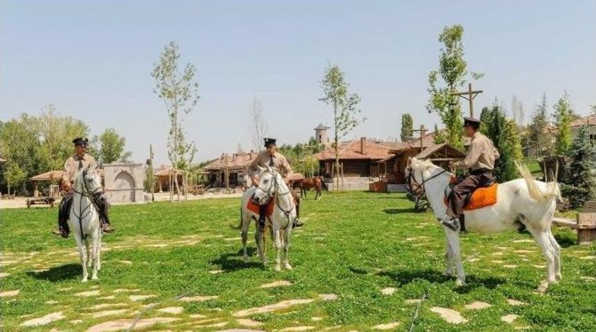 Altın K&ouml;y&rsquo;&uuml;n Atlı Bek&ccedil;ileri G&ouml;reve Hazır