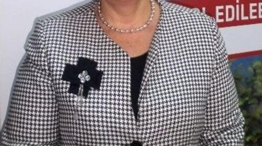 Elektronik Sigara Tedavi &Uuml;r&uuml;n&uuml; Değildir, Kansere Yol A&ccedil;abilir