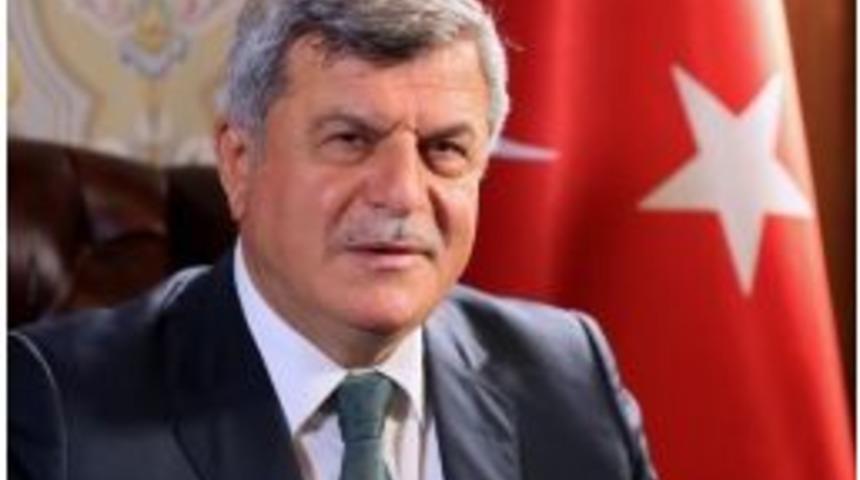 Başkan Karaosmanoglu Zafer Bayramını Kutladı