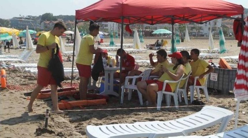 Cankurtaran Olmayan Yerde Ve Saatte Denize Girmeyin