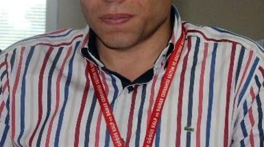 Ahi Evren G&ouml;ğ&uuml;s Ve Kalp Damar Cerrahisi Hastanesi Başhekimi Tekinbaş Gazeteciler Bir Araya Geldi