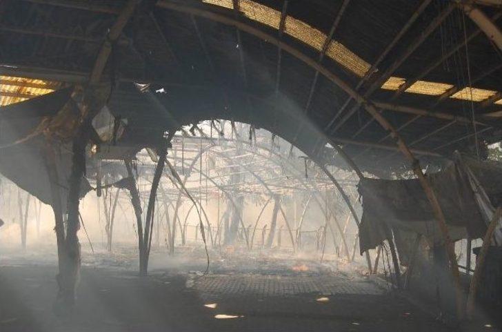 Eski Pazar Yerinde Çıkan Yangın Bandırmalıları Korkuttu G4