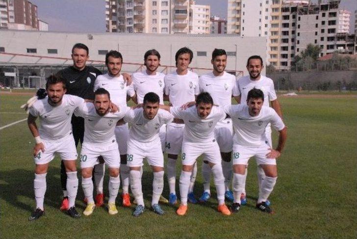3. Lig Ekibi Şekerspor İle Bal Takımı Hacılar Erciyesspor Hazırlık Maçı Oynadı