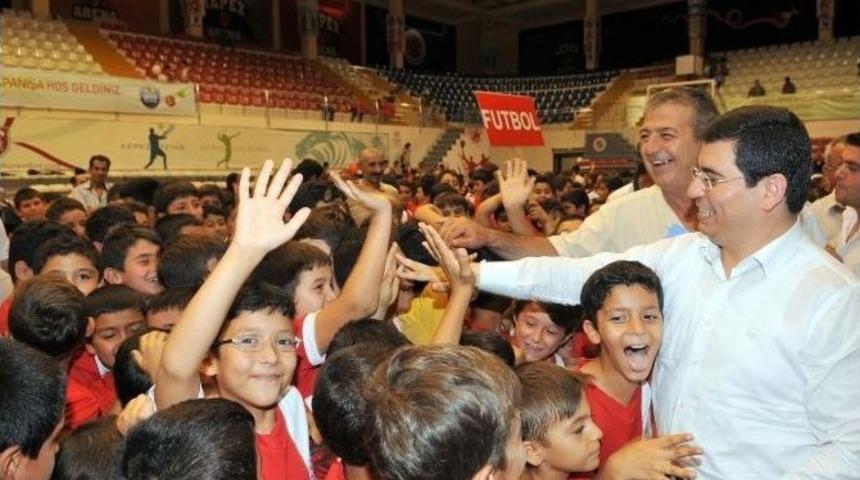 Kepez&rsquo;de Mezuniyet Sevinci