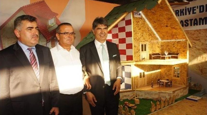 Ali Şahin, Kastamonu Ahşap Fuarını Ziyaret Etti