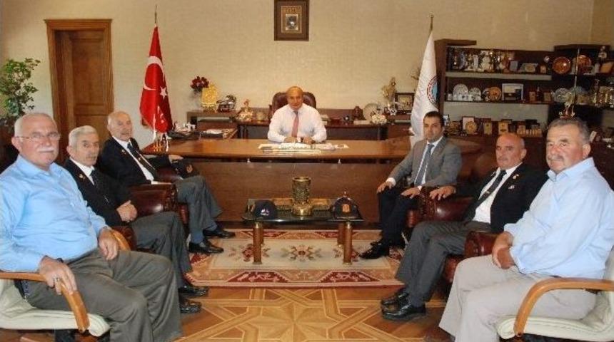 Gazi Ve Şehit Derneklerinden H&uuml;seyin Arslan&rsquo;a Ziyaret