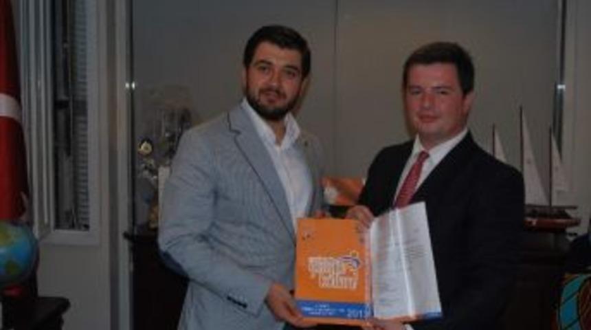 Ak Parti Odunpazarı Gen&ccedil;lik Kolları Başkanlığına Fatih &Ouml;zata Atandı