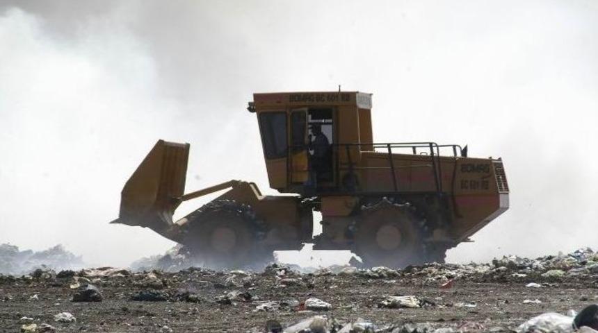 Bandırma&rsquo;da &Ccedil;&ouml;pl&uuml;k Yangını