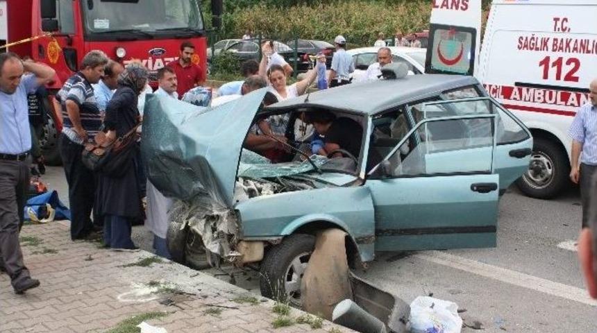 Trabzon&rsquo;da Trafik Kazası: 5 Yaralı