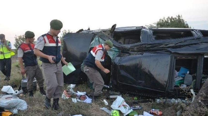 Gurbet&ccedil;i Aile Tem&rsquo;de Kaza Yaptı: 3 Yaralı