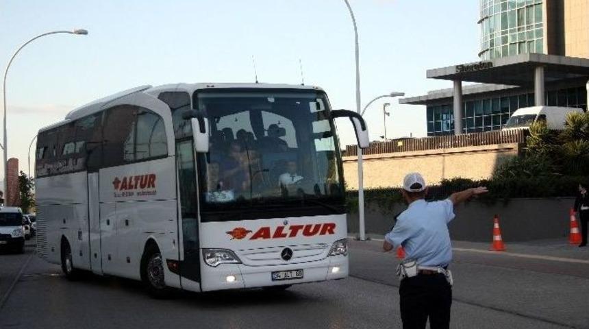 Galatasaray Bursa&rsquo;ya Geldi