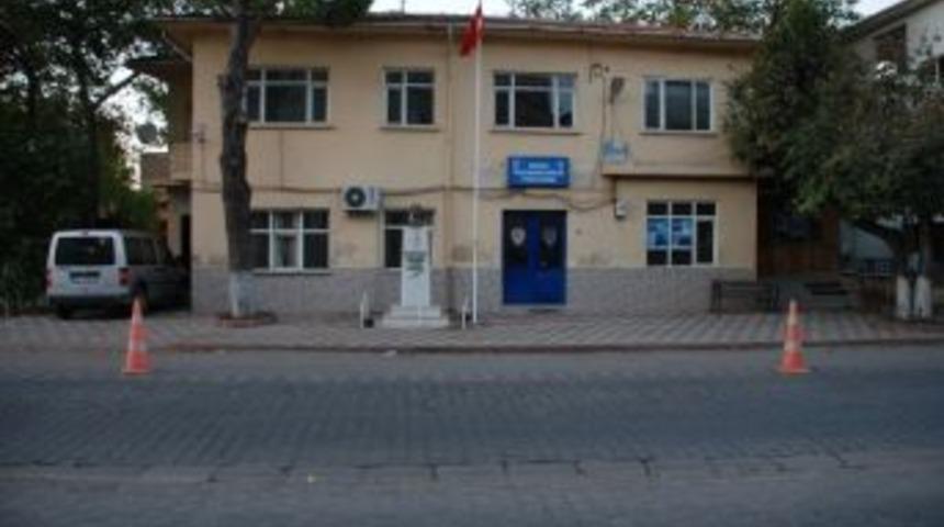 N&ouml;bet Esnasında Kalp Krizi Ge&ccedil;iren Polis Hayatını Kaybetti