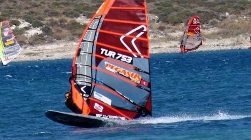 Pegasus Aırlınes Surf & Sound Spor Ve M&uuml;zik Festivali Devam Ediyor