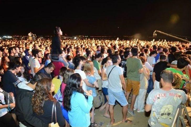 Zeytinli Rock Fest Başladı G3