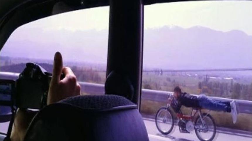 (&ouml;zel Haber) Otobanda &Ouml;l&uuml;m&uuml;ne Yarış