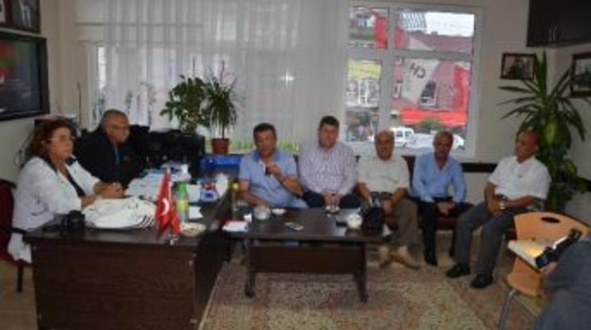 Chp&rsquo;li Altay, Kitap&ccedil;ık Fırlatma Olayını Anlattı