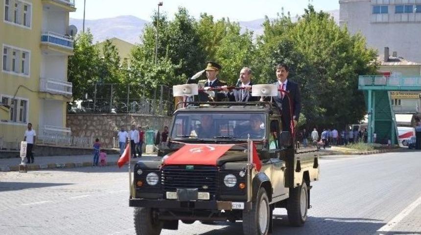 Muş’ta Zafer Bayramı Törenle Kutlandı
