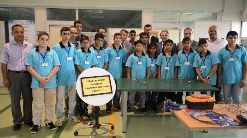 Geleceğin M&uuml;hendislerinden Telden Arabalar