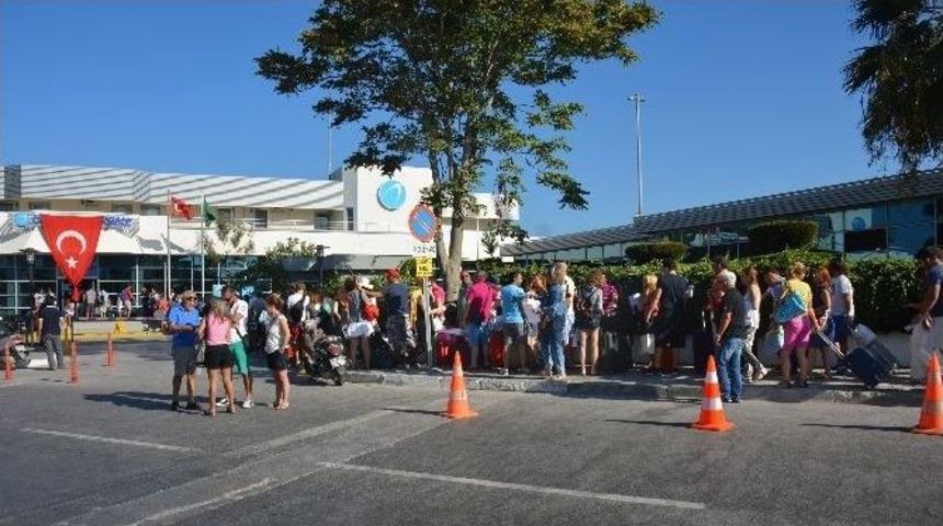 &Ccedil;eşme&rsquo;de 30 Ağustos İzdihamı