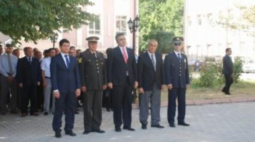 G&uuml;r&uuml;n&rsquo;den 30 Ağustos Zafer Bayramı Kutlandı