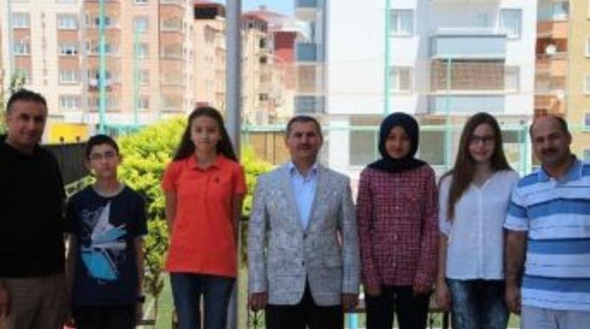 Bilecik Sevgi &Ccedil;i&ccedil;eği Ortaokulu&rsquo;ndan B&uuml;y&uuml;k Başarı