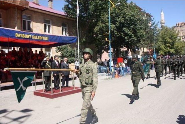 Bayburt’ta Zafer Bayramı Coşkusu