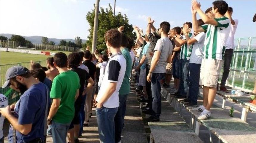 Bursasporlu Taraftarlardan E-bilet Tepkisi