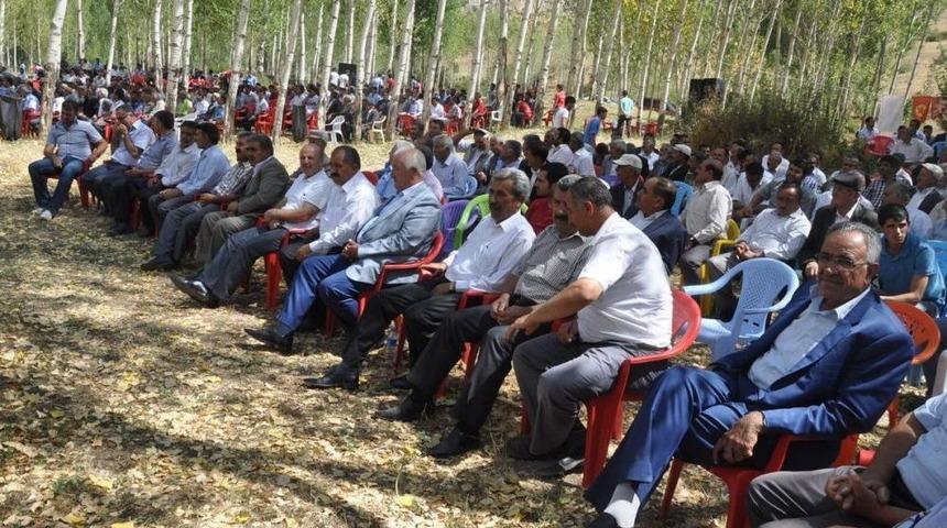 Erciş'te 15 Yıldır Kan Davalı Aileler Barıştı