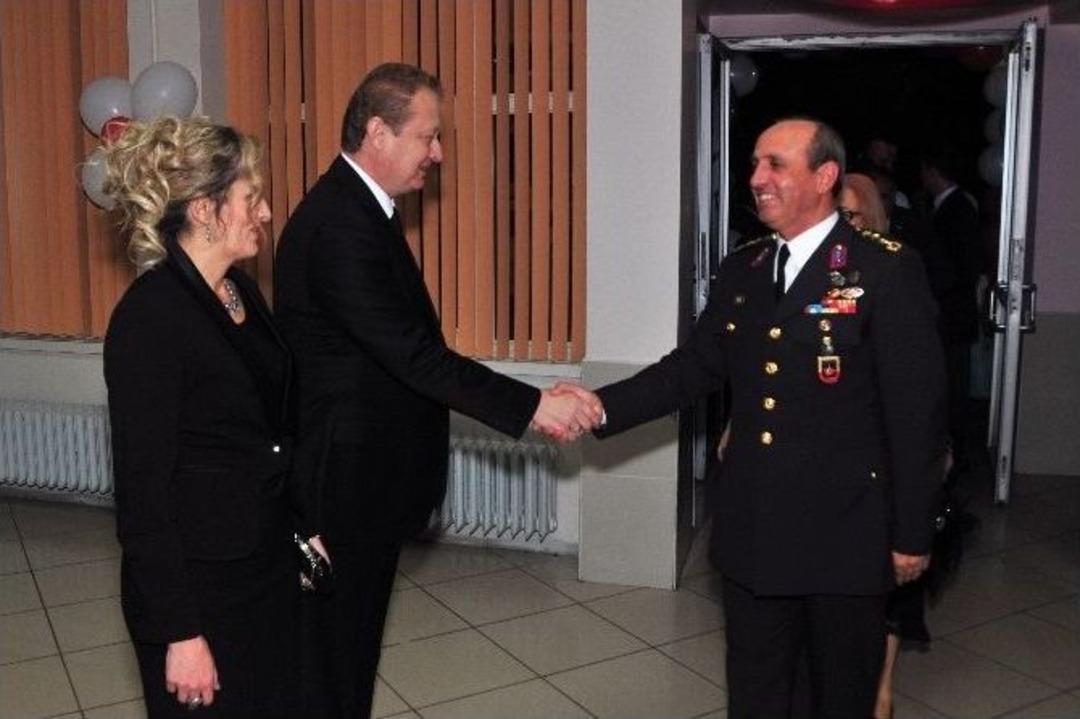 G&uuml;m&uuml;şhane&rsquo;de 30 Ağustos Resepsiyonu D&uuml;zenlendi