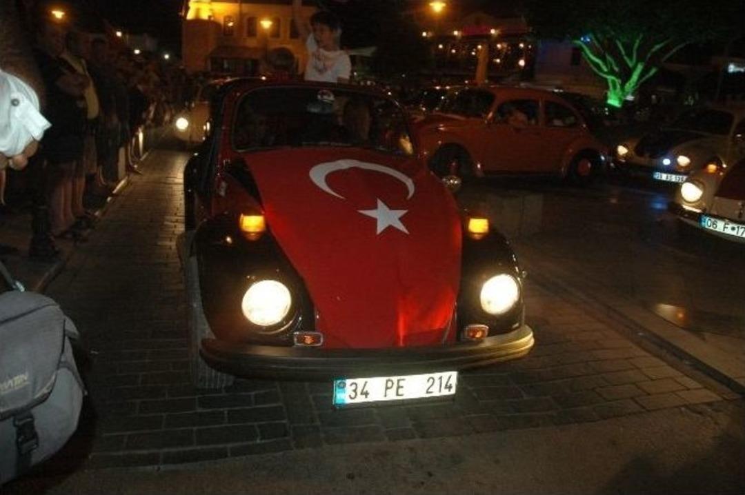 Bodrum&rsquo;da Binlerce Kişi Zafer Bayramı&rsquo;nı Kutladı