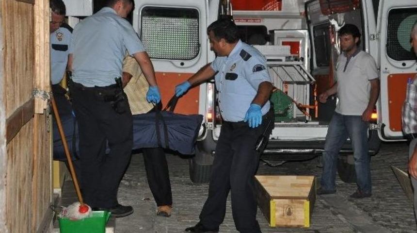 Miras Y&uuml;z&uuml;nden Ablasını Ve Eniştesini &Ouml;ld&uuml;rd&uuml;