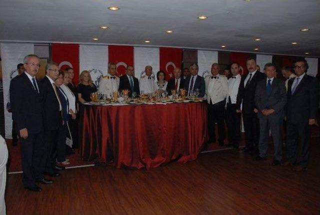 Zonguldak’ta Zafer Bayramı Resepsiyonu Düzenlendi