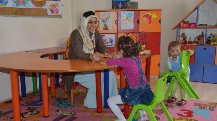 Atanamayınca Kreş A&ccedil;tı